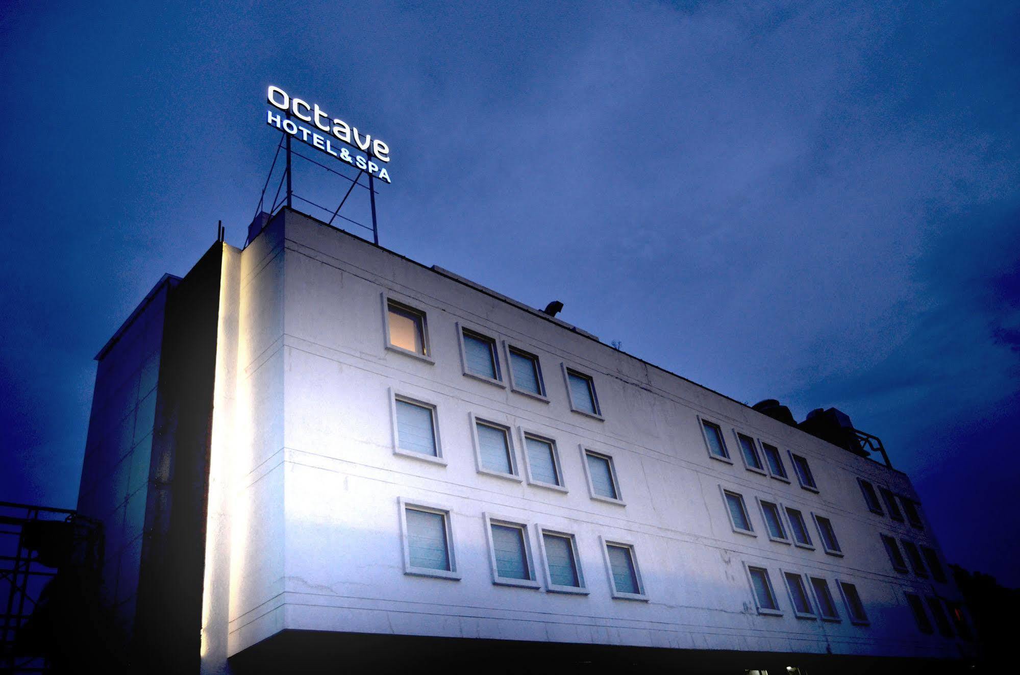 Octave Hotel & Spa - Sarjapur Road Bangalore Exterior foto